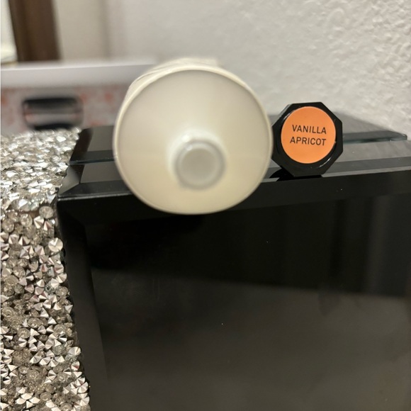 Josie Maran Whipped Argan Oil Body Butter SEALED Tube, Choose Scent, 2.37 oz. ea - Picture 9 of 11